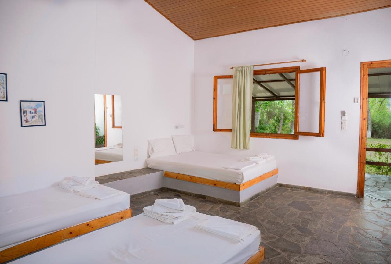 Camping Pefki Hotel Bagian luar foto