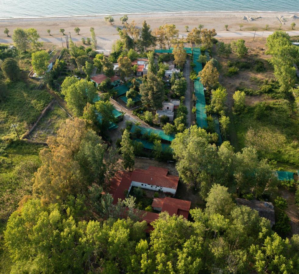 Camping Pefki Hotel Bagian luar foto
